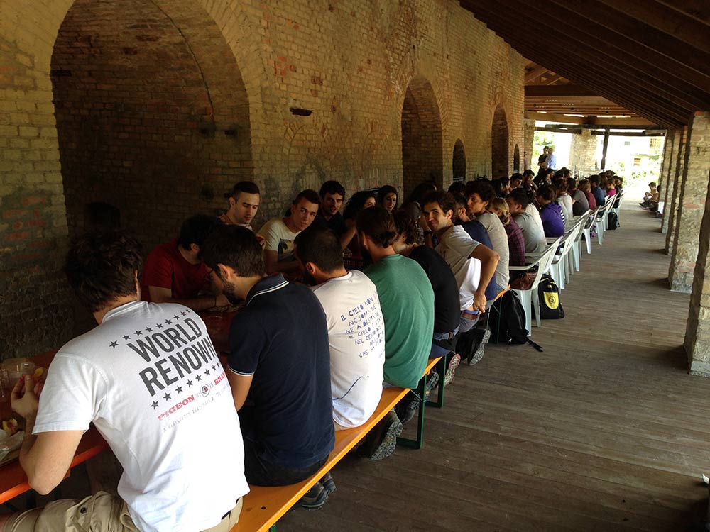 Manifattura-Urbana-Cantiere-La-Fornace-Berceto-2014-08 Mensa